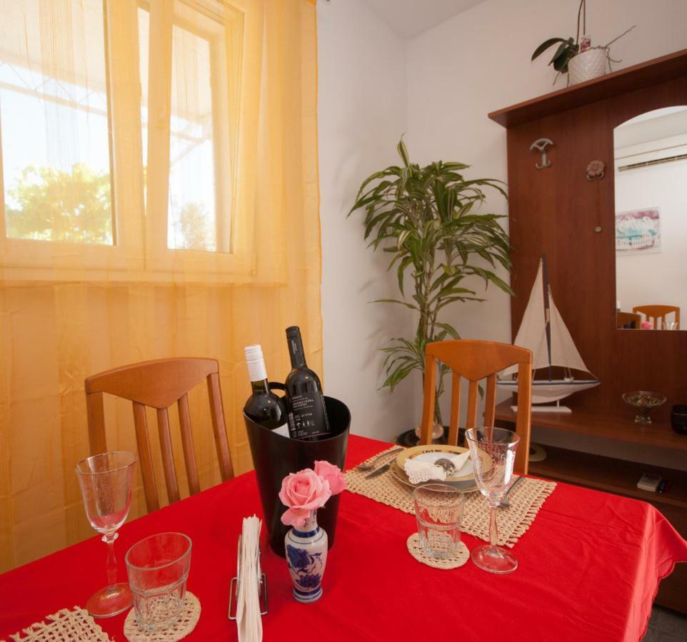 Apartment Raquil Split Exteriör bild
